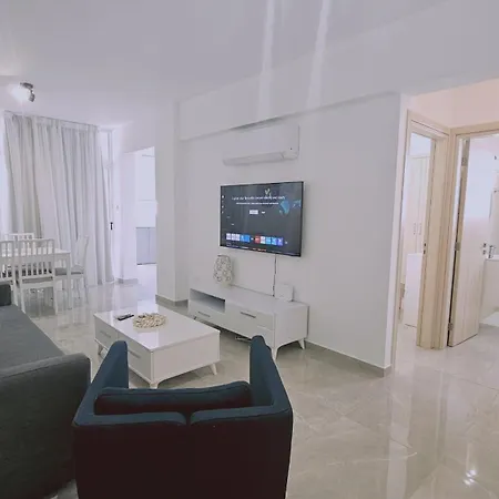Apartment Local *